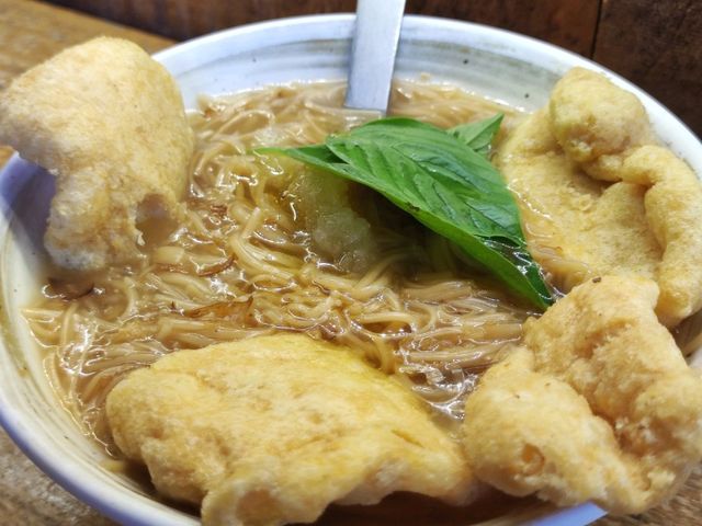 ร้านก๋วยเตี๋ยวชิคๆ ในย่านวัยรุ่นไต้หวัน