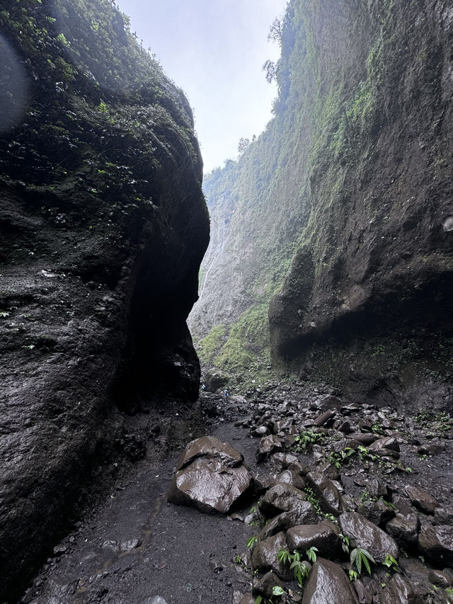 Indonesia Sewu Waterfall 