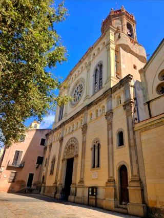 A church blending Gothic and Baroque styles