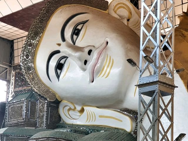 Shwethalyaung Buddha: A Timeless Reclining Giant of Myanmar