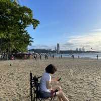 🌴 Pattaya Beach – A Bit of Miami in Thailand 🌊