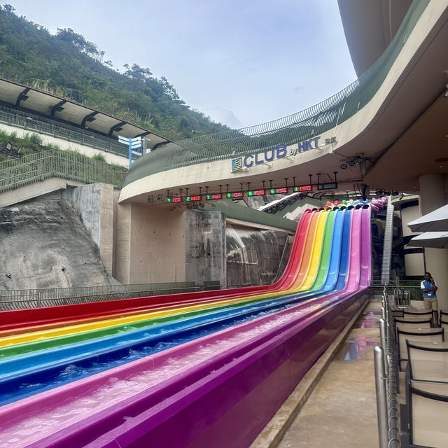 香港海洋公園水上樂園| 尖叫與清涼並存的夏日天堂！🌊🎢
