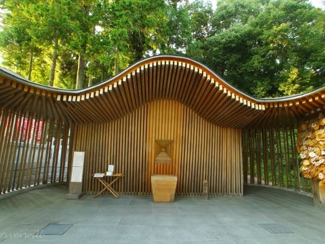 【愛知県】足の神様が祀られた美しいお宮！「白山宮」