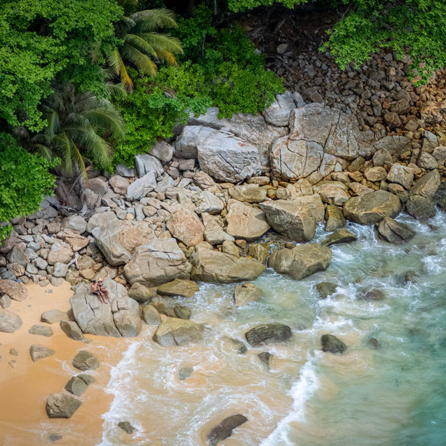 โรงแรมใกล้หาดในทอน ราคาน่ารัก 🏝️