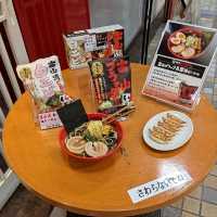 富山 | 必吃特色的黑拉麵---麵家 Iroha CiC店