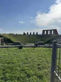 意大利古比奧 🏛️遊羅馬劇場考古公園🇮🇹
