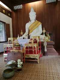 วัดผาลาดวัดสวยกลางป่าท่ามกลางธรรมชาติ เชิงดอยสุเทพ