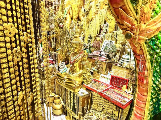 ✨心を癒す一日を、神秘の「宝の洞窟」で。瞑想・参拝・パワースポット巡りでリフレッシュ！🙏🌿 #ワットマニーウォン #