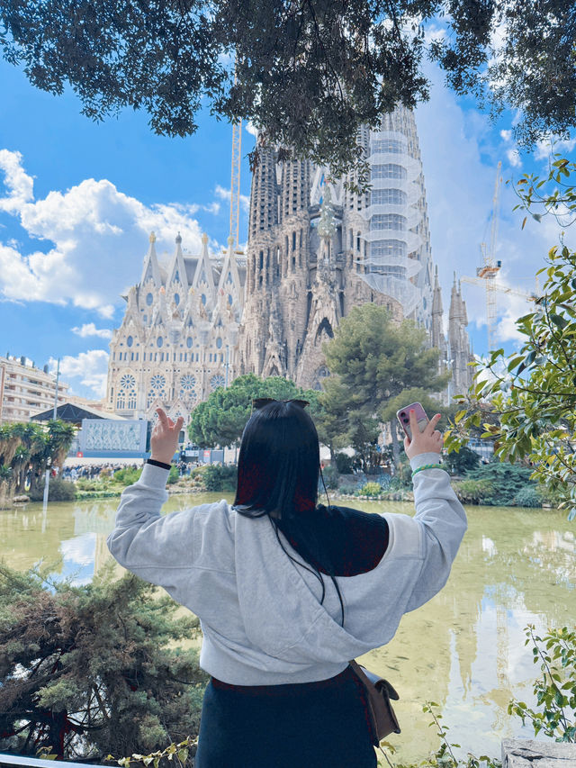 바르셀로나하면 사그라다 파밀리아지 🇪🇸