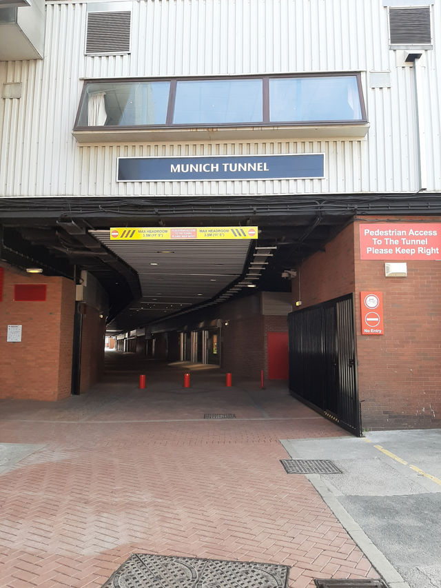 A Legendary Experience at the Theatre of Dreams – Unmissable for Football Fans!