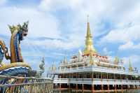 กราบหลวงพ่อพัฒน์ วัดห้วยด้วน