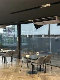 คาเฟ่บ้านเพื่อน