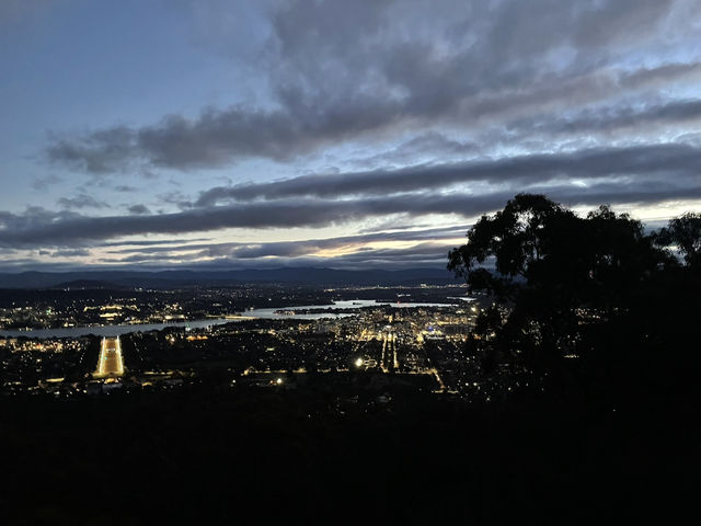 Mount Ainslie Lookout at Night – A Peaceful Glow Over Canberra