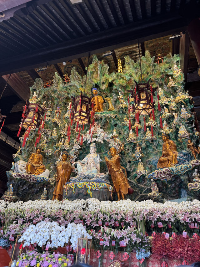 วัดหลงหัว (Longhua Temple) เซี่ยงไฮ้ 