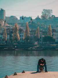 Porto’s Postcard Perfect Pair – Cais da Ribeira & Luís I Bridge
