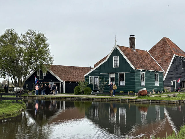 My Easter Holiday Trip to Zaanse Schans Windmill Village, Netherlands! 🇳🇱🌷