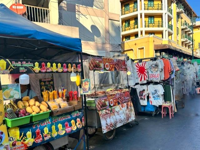 🏙️ : Thanon Khao San ถนนข้าสาร กรุงเทพมหานคร