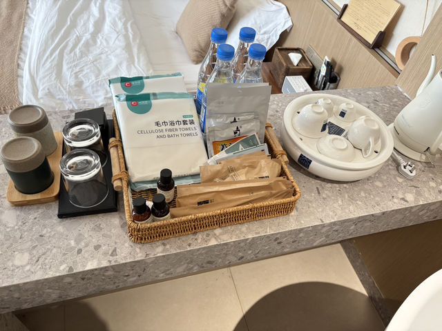 **【🌿 汕頭鬧市中的靜謐小院｜譽庭別院】**  