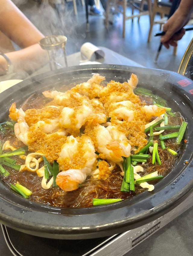 Chengdu in 72 Hours — Chill Vibes & Spicy Bites 🐼🌶️