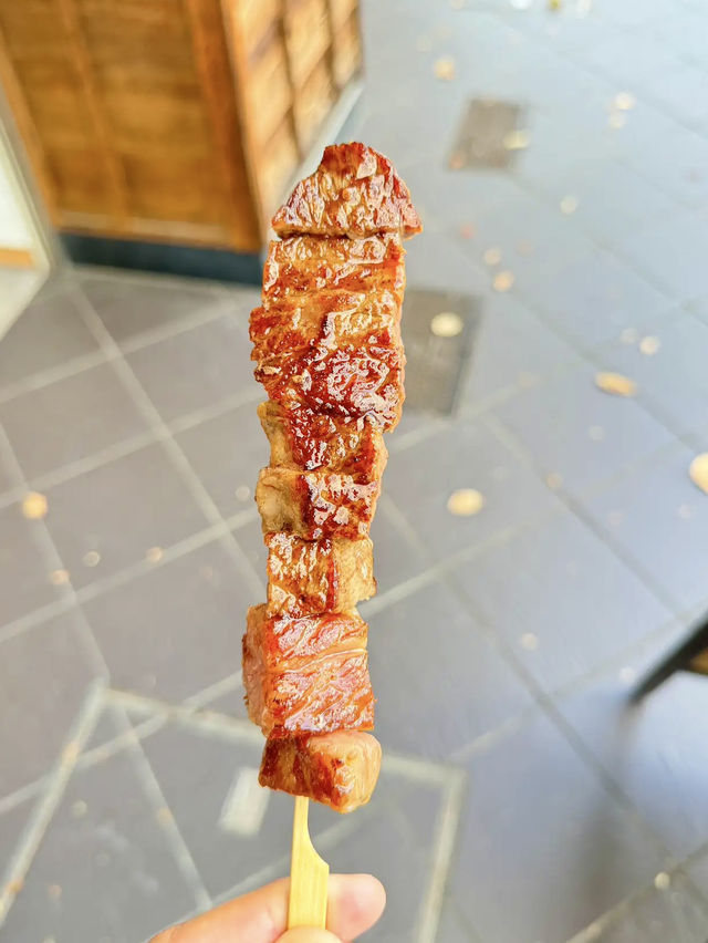 🥩 ห้ามพลาด! Kobe Beef Skewer ร้านเล็กสุดพรีเมียม