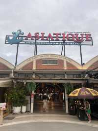 【曼谷】 Asiatique 河濱碼頭夜市