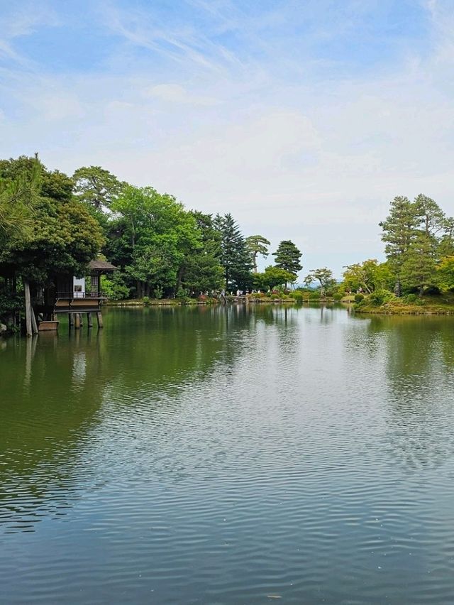 金澤｜兼六園中心四季皆美〔霞池〕