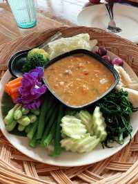 ข้าวใหม่ปลามัน ร้านอร่อยแห่งอัมพวา ราคาไม่แรง!!