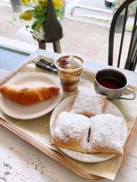 French dessert restaurant