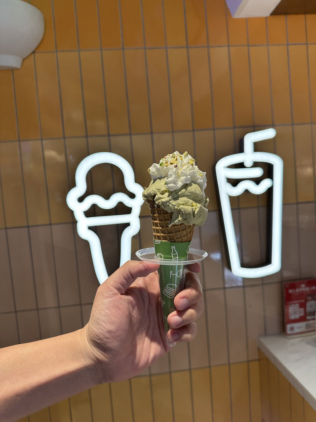 ไอศกรีมที่Shake Shack Scoop เซี่ยงไฮ้