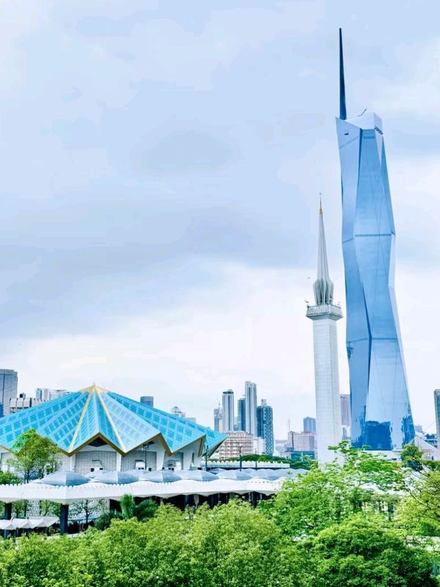 National Mosque of Malaysia – A Peaceful Cultural Landmark in Kuala Lumpur