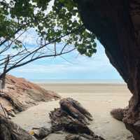 หาดลับปราณบุรี หาดคุ้งทราย