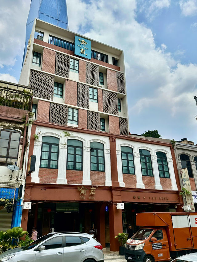 Citywalks & Sips: Petaling Street Meets YuYan Calm