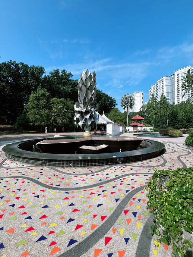 Laman Iskandar Puteri: A Floral Paradise in the Heart of Nature
