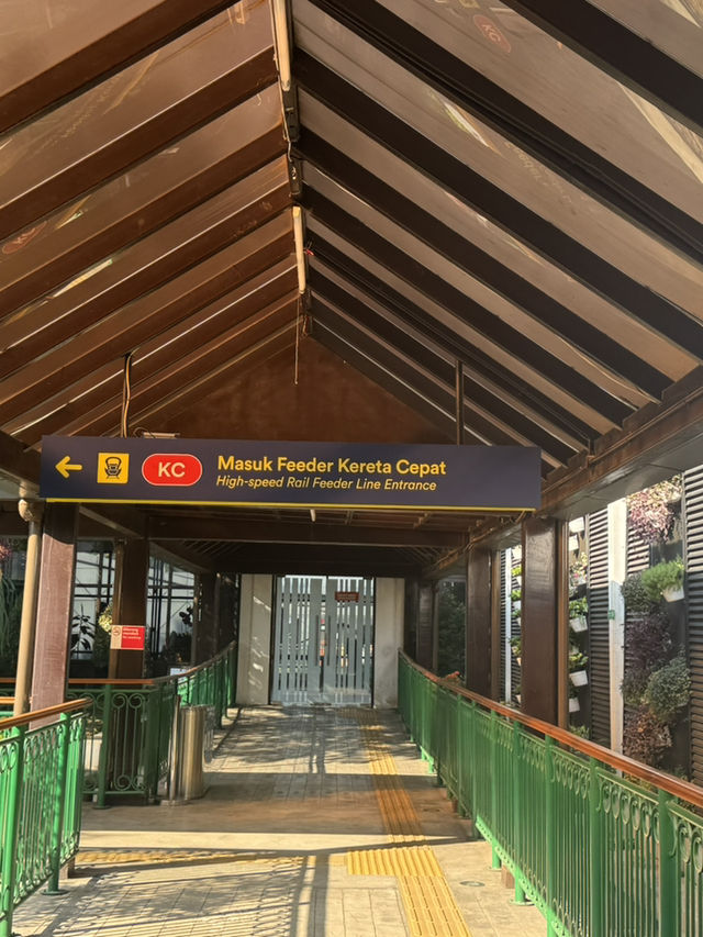 Where to stay at Bandung? Novotel Bandung-enjoy amazing mountain view from city center