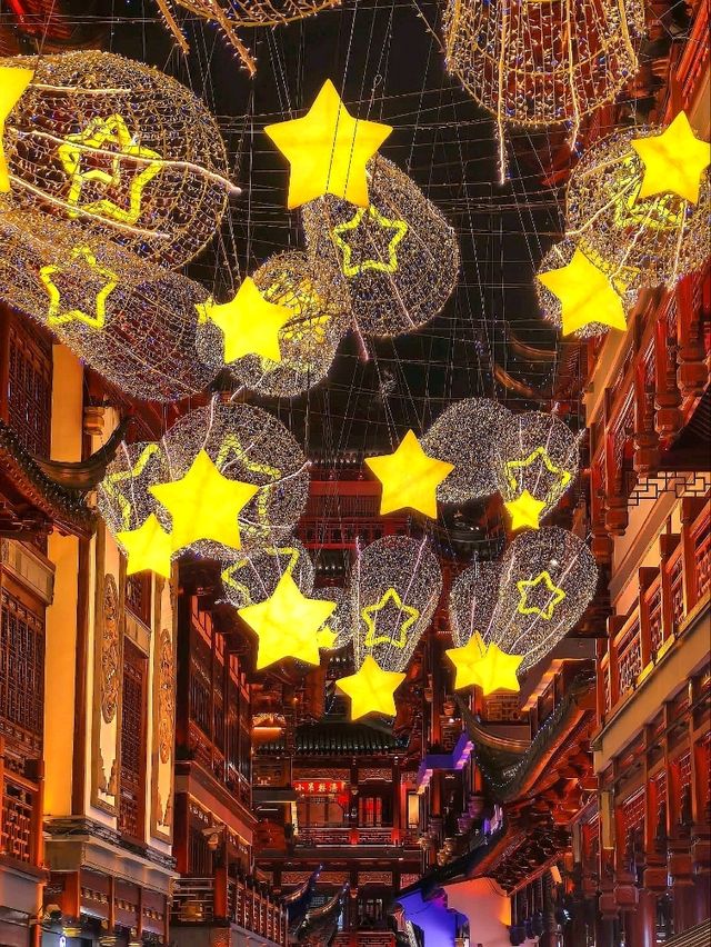 Enchanted Lights: Yu Garden Nights