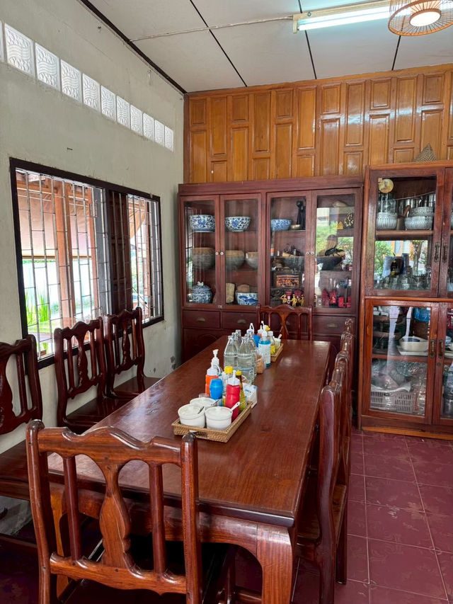 ร้านซอยซาว ข้าวเปียกเส้น เชียงคาน