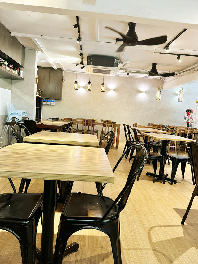 Chill Vibes and Great Brews at Good Blue Men, Petaling Jaya