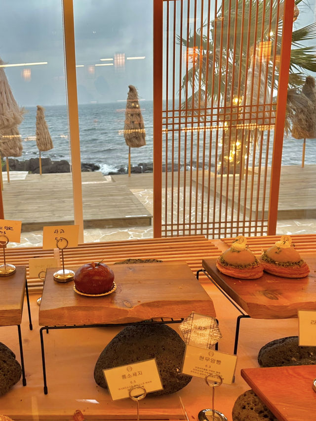🌊 제주의 동쪽과 서쪽, 어디로 갈까? 꿀팁 정리 ✨
