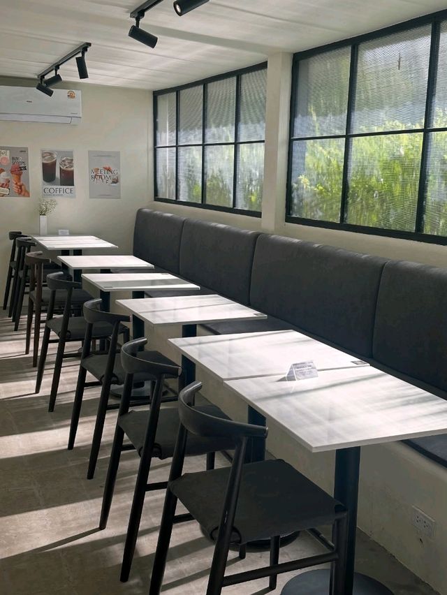 ☕ Coffice — ร้านกาแฟบรรยากาศดีหลังกองบิน 41