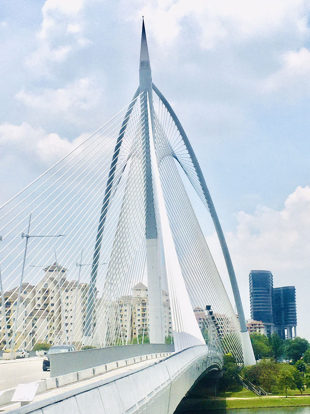 Symbolizes Modernity and Innovation