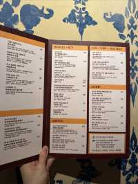 Chachawan Hong Kong, Fiery Thai Flavors in a Vibrant Setting