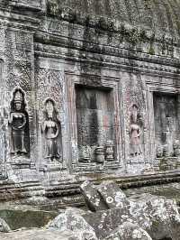 🇰🇭Cambodia's Stone Poetry: Where Gods Dance on Temple Walls! 🏛️
