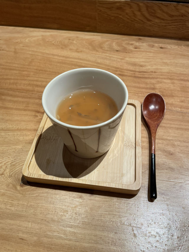 鮮味雙重奏：海膽與中拖羅