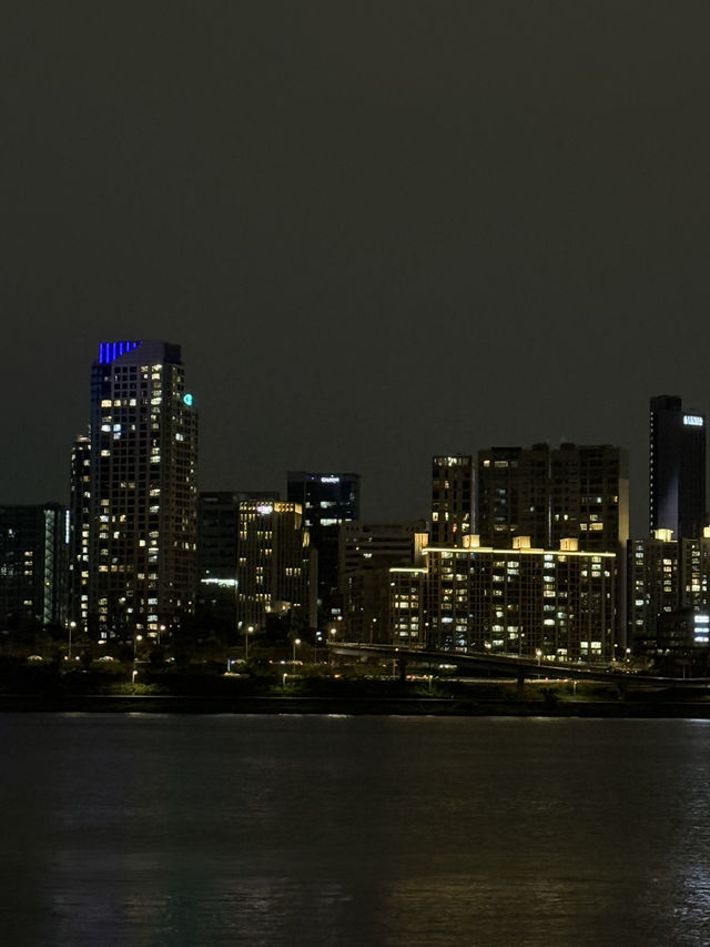 Cloudy Day Dream☁️