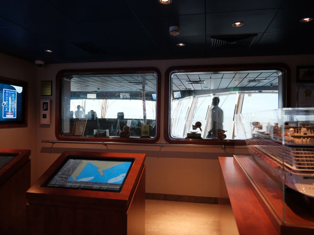 Genting Dream Cruise: A Peek into the Captain’s World 🚢✨