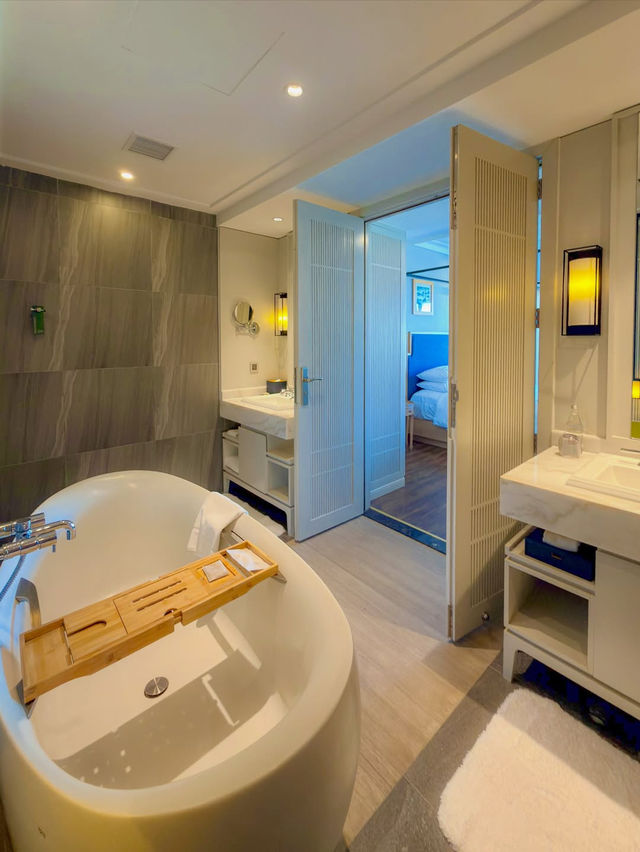 Renaissance Danang Hoi An Resort & Spa Renaissance Danang Hoi An Resort & Spa