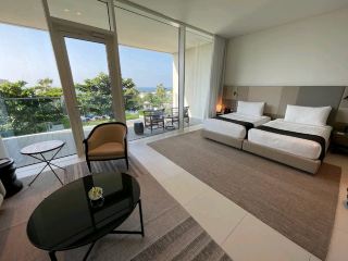 。1. The Oberoi Beach Resort Al Zorah 🌴🌊