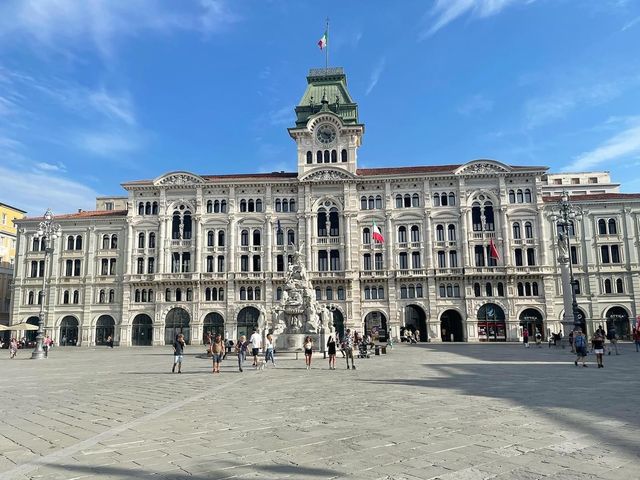 Unity of Italy Square 🗺️