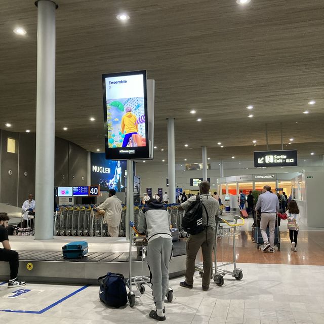 シャルル・ド・ゴール空港　ターミナル2E