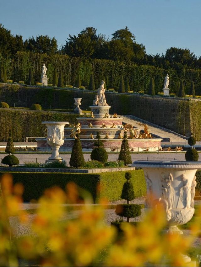 A Majestic Sojourn into French History 🏰🌹